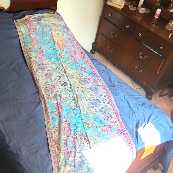 Colourful Pashmina - Picture 4 of 5